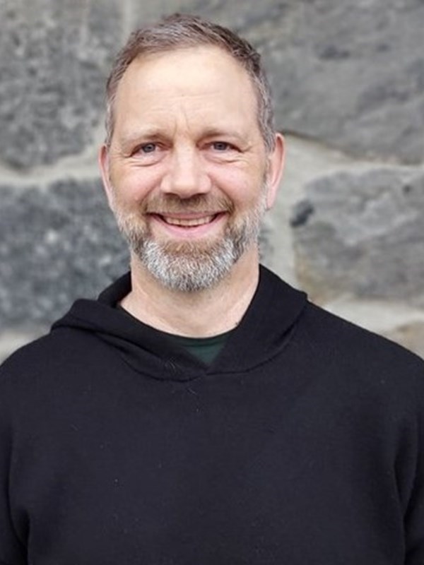 erik-wessman_21x9.jpg